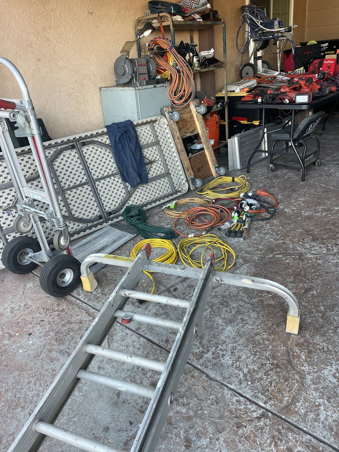 LADDER / MILWAUKEE / HILTI / SNAP ON 