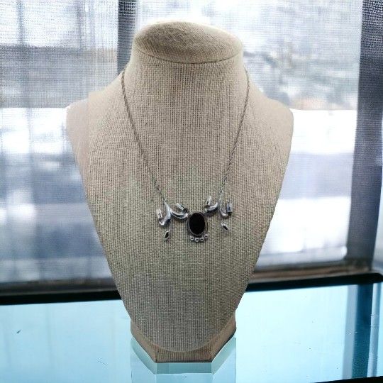 Vintage Sterling and Black Onyx Choker Necklace 14 1/2",