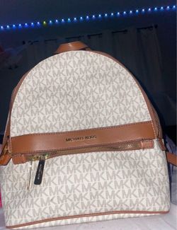 Michael kors book bag