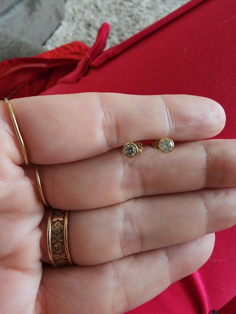 Real Gold Jewelry. Message Me For Price.