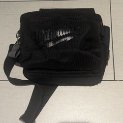 Milwaukee Packout / milwaukee pouch