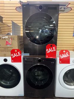 LG AI Front-Load Washer + Vented Gas Dryer (Black Steel - Set)