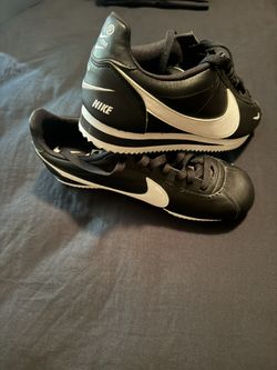 Nike Classic Cortez Shoes Size 7.5 New