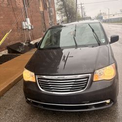 2012 Chrysler Town & Country