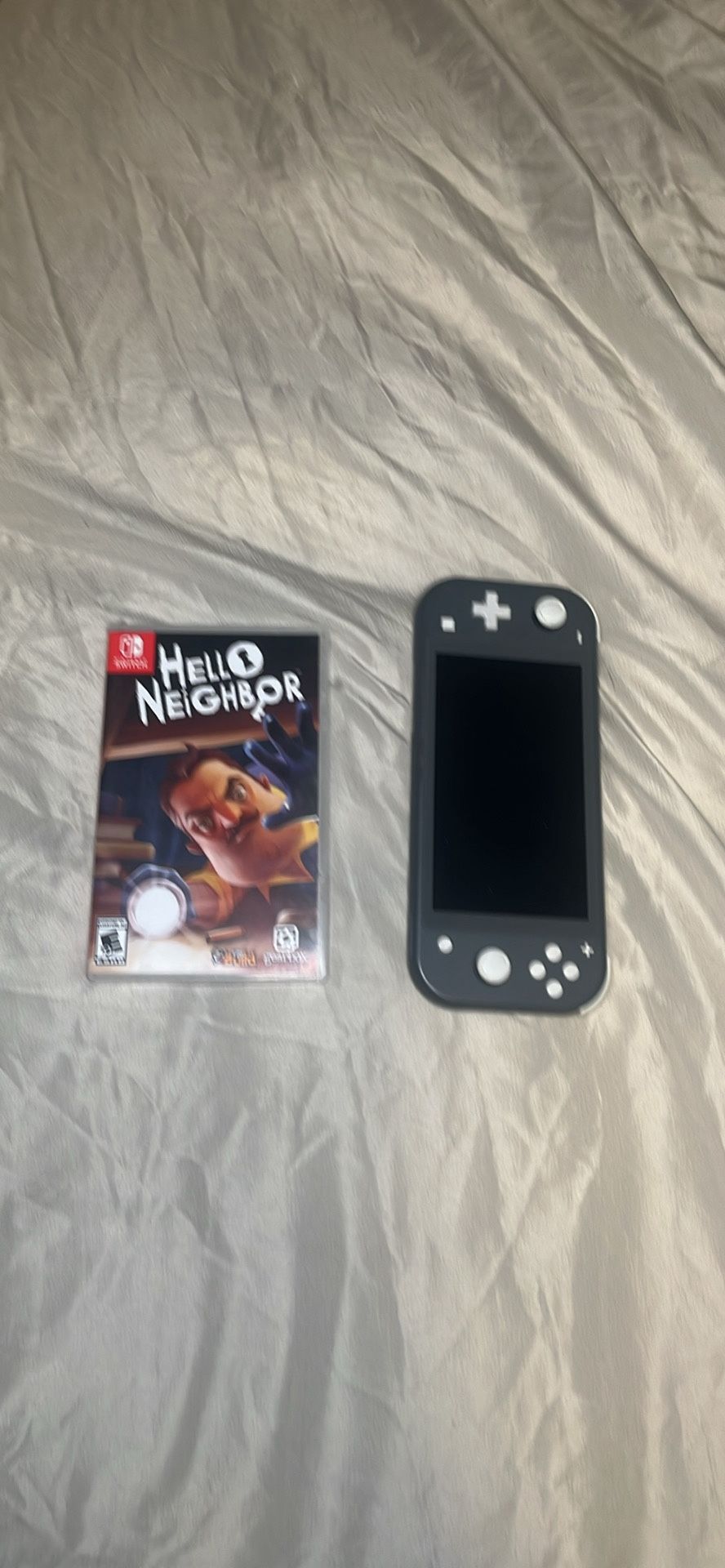Nintendo Switch lite + Game