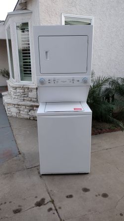 Stackable washer gas dryer