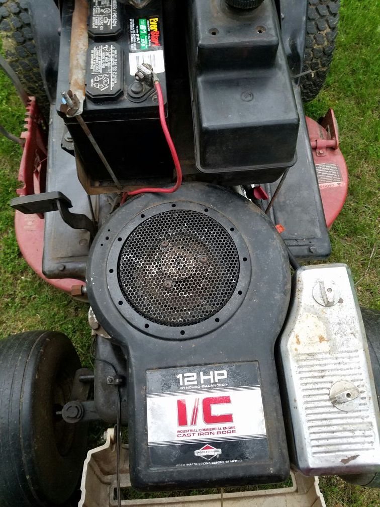 Dynamark 12 hp Riding mower lawn tractor for Sale in Sellersville, PA