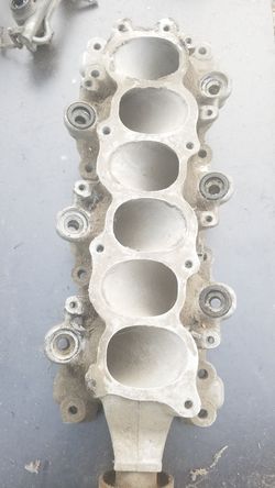 300zx Z32 300 z zx Lower Intake One bolt cracked