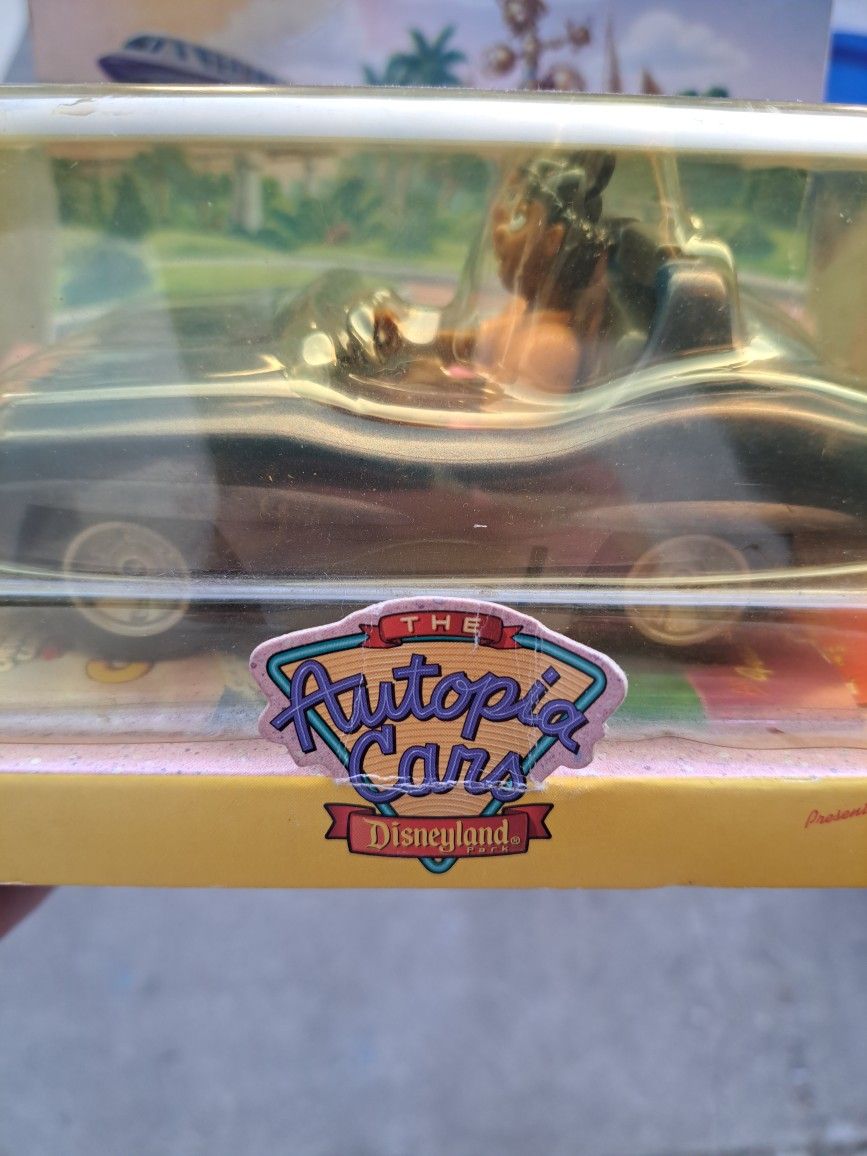 Autopia Figurine