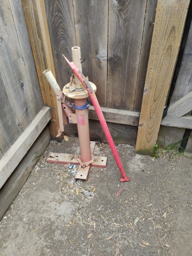 Tire Changer W/ Crowbar