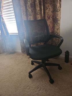 Office Chair - Like new