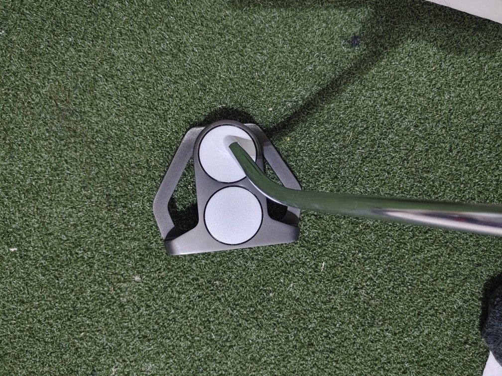 odyssey Backstryke 2 Ball 32.5inch Putter
