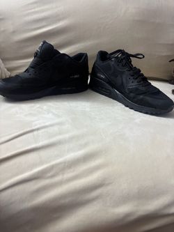Nike Air Max 90 Triple Black Sneakers size 10