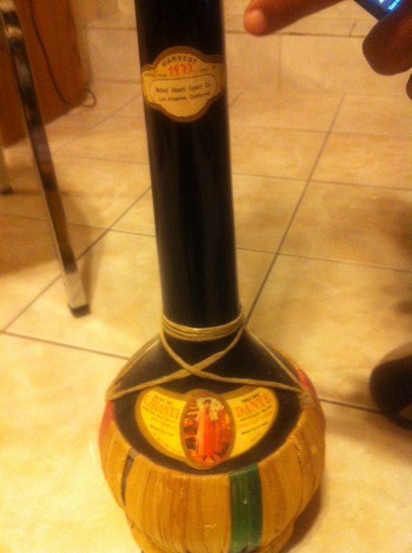 1977 chianti Dante vintage bottle of wine
