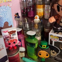 small lot of Bath And Body Works