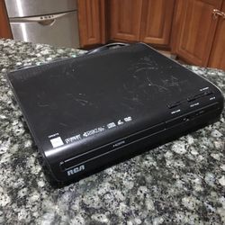 Nice DVD Player Great Shape And Works Great