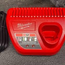 Milwaukeee Charger