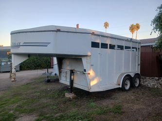  3 Horse Trailer 