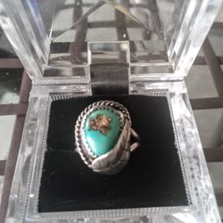 BEAUTIFUL VINTAGE HANDMADE STERLING SILVER WITH TURQUOISE PINKY RING 
