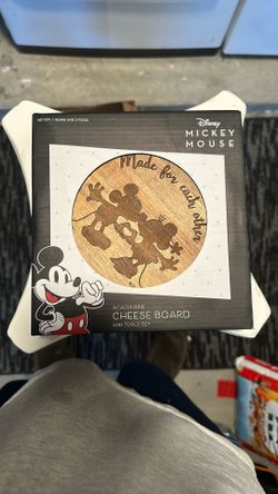 Mickey Mouse Cheese Board And Tools Set