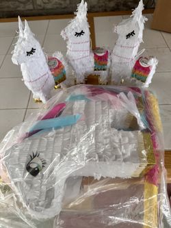 Small Unicorn With Mini llama 🦙 Piñata 