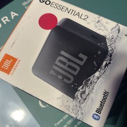 JBL GO ESSENTIAL 2, Bluetooth Speaker NEW IN BOX!