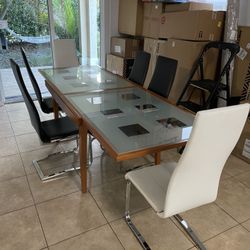 Dining Room Table Set - With 6 Chairs - Used