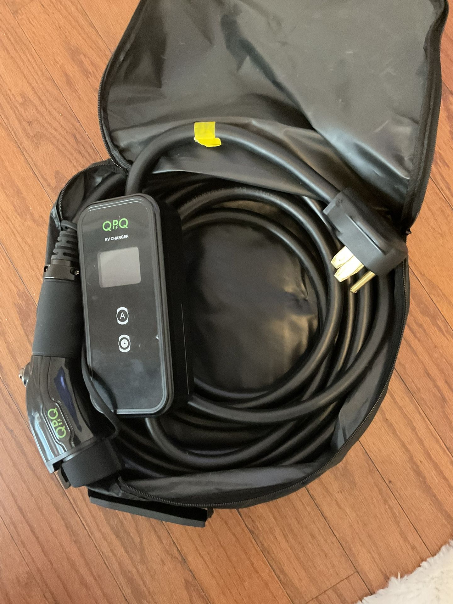 EV CHARGER