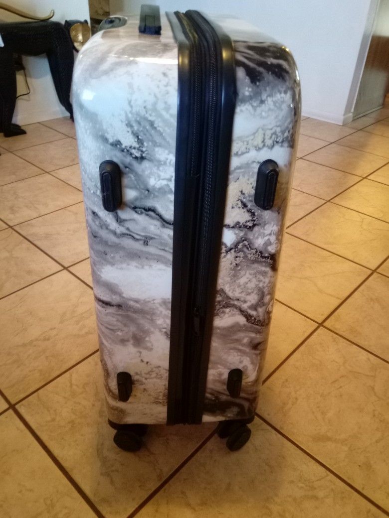 IT Luggage 