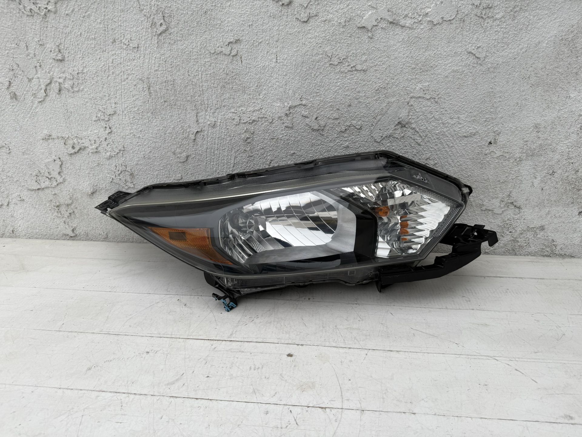 2X For 2016 2017 2018 Honda HR-V Headlghts Headlamps Halogen Left & Rght Sde | eBay 2X For 2016 2017 2018 Honda HR-V Headlghts Headlamps Halogen Left & Rght Sde | eBay