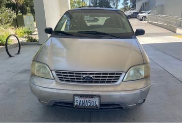 Ford Windstar Van (W/ 3rd row) (One owner, Great for family, camping)