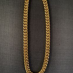 Cuban link necklace