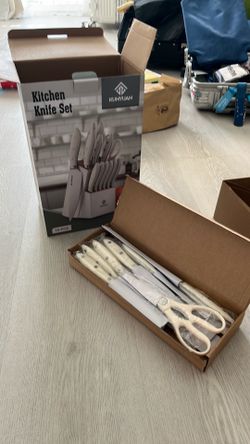 15 pcs knife set brand new in box