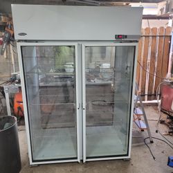 Commercial / Scientific 4 Glass Door Fridge