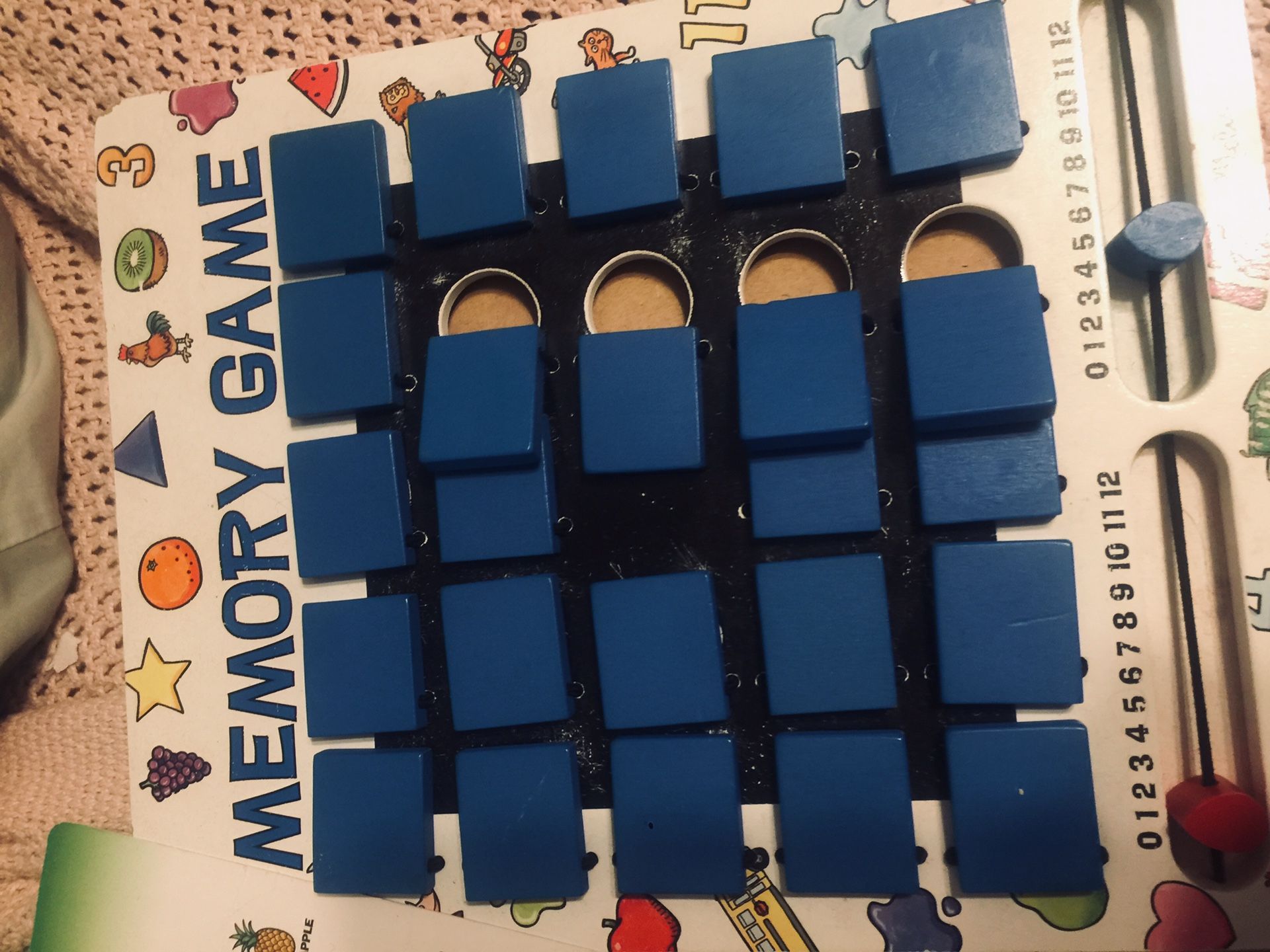 Wooden Melissa and Doug learning travel games Concentration and Hang Man