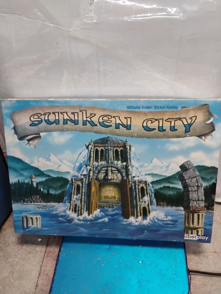Sunken City Board Game Factory Sealed Uberplay 2004