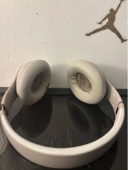 Beats Studio Pro
