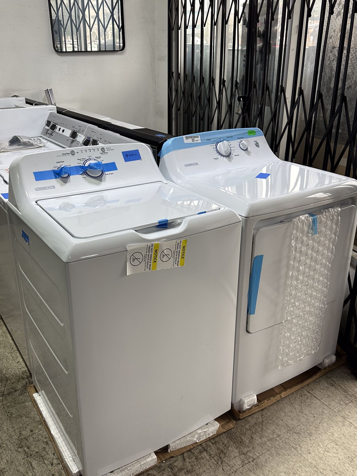 Conservator Washer and Dryer Set