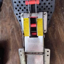 Gerelick Stainless Steel 20hp Engine Bracket 