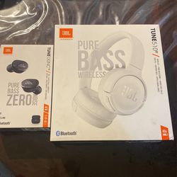 Bluetooth Headphones For Both 120 Brand New