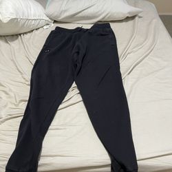 Under Armour Men’s Black Jogger Sweatpants 