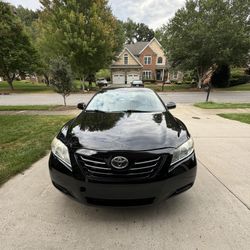 Toyota Camry Hybrid 