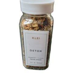 Relax & unwind with the Calm Spearmint & Lavender Floral Facial Steam.