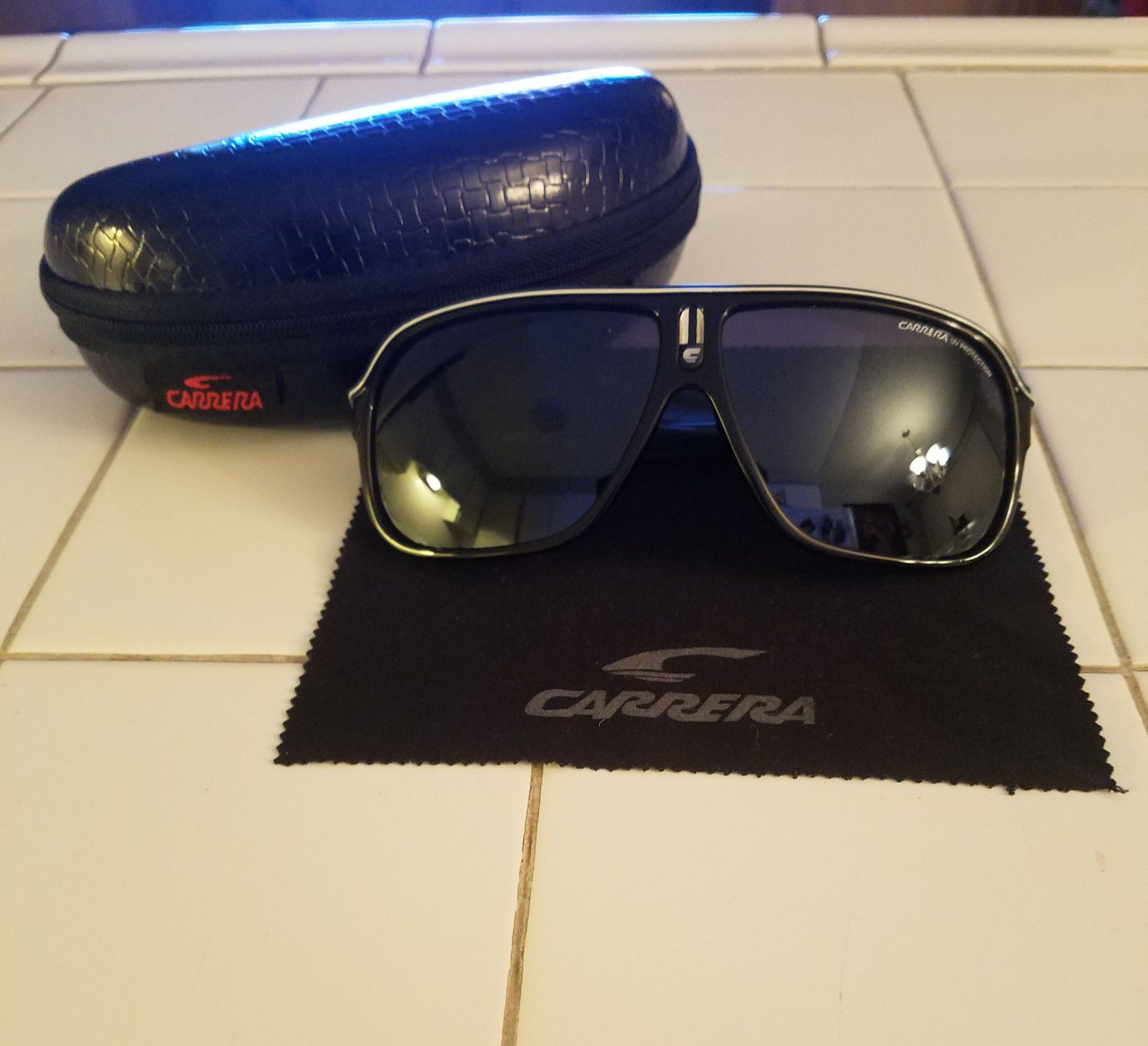 Carrera Avaitor Black Sunglasses