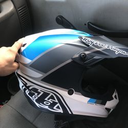 Troy Lee Helmet