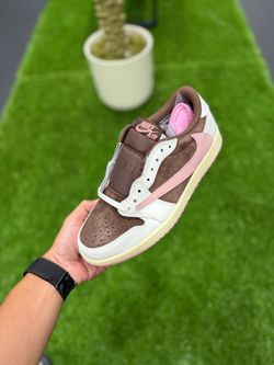 Travis Scott x Air Jordan 1 Low "Dark Pony"