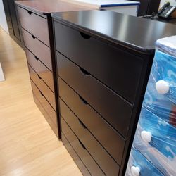5 Drawer Dresser No knobs