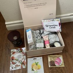 New beauty box: cream, face mask, mist sprayer, soap, candles, pillow, affirmation cards