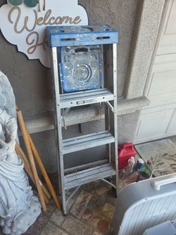Werner Aluminum Step Ladder