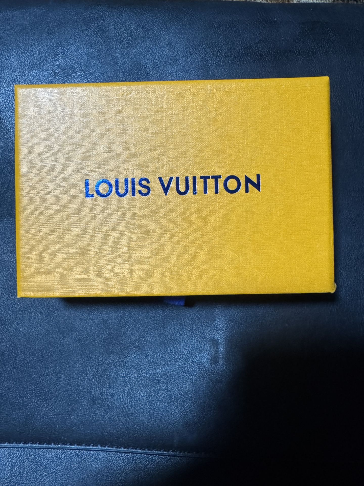 Bnwt Louis Vuitton Monogram Leater Key Pouch